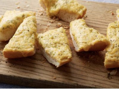 Melissa’s cheesy garlic bread